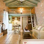Aparthotel Pandora Pírgos Dhiroú