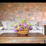 Pandora Aparthotel