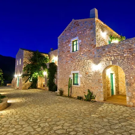 Pandora 3* Pírgos Dhiroú