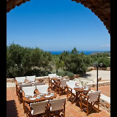 Aparthotel Pandora 3*