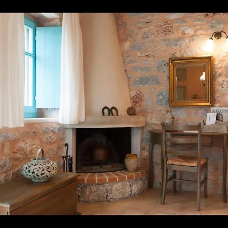 Pandora Pyrgos Dirou