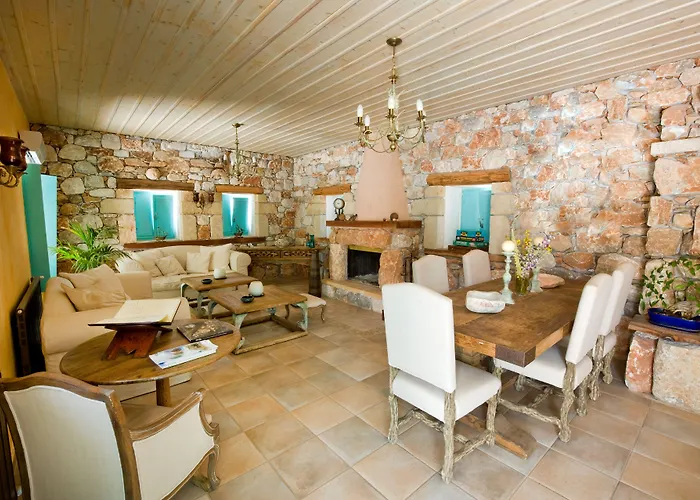 Aparthotel Pandora Pyrgos Dirou