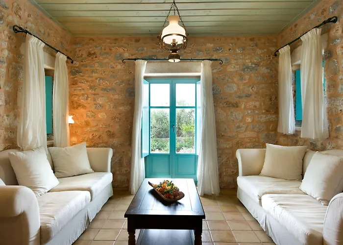 Pandora Pyrgos Dirou