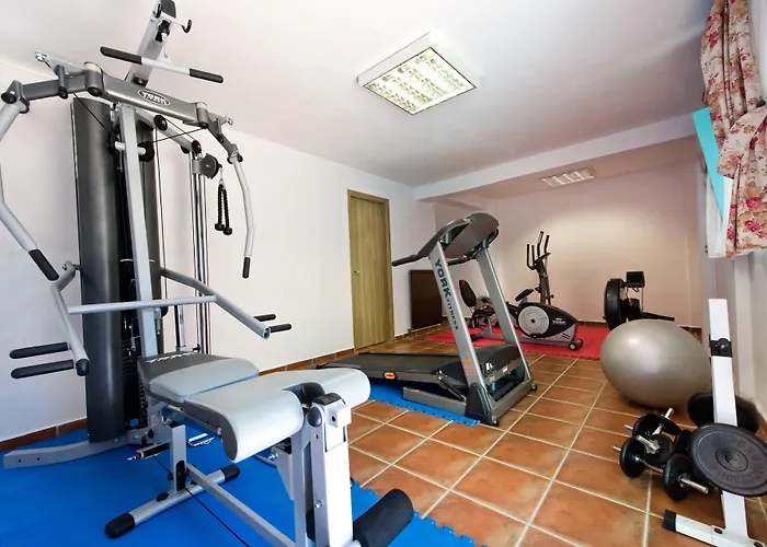 Aparthotel Pandora 3*