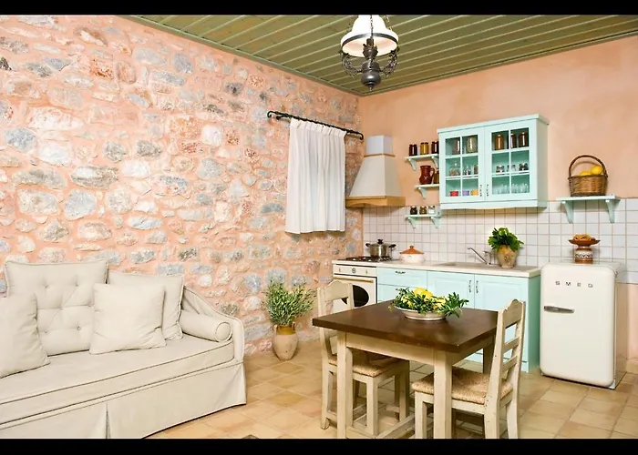 Pandora Pyrgos Dirou