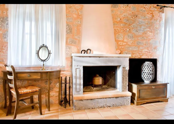 Pandora 3* Pyrgos Dirou